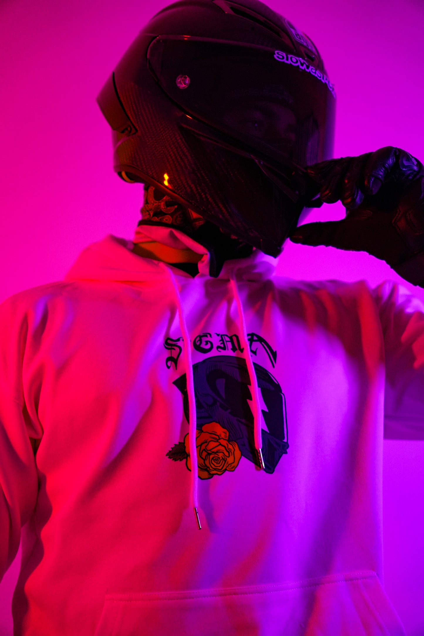 Sigma™- (white)catch me if you can